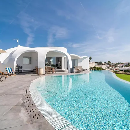 Villa Gaudina Sant Lluis