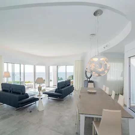 Villa Gaudina Sant Lluis